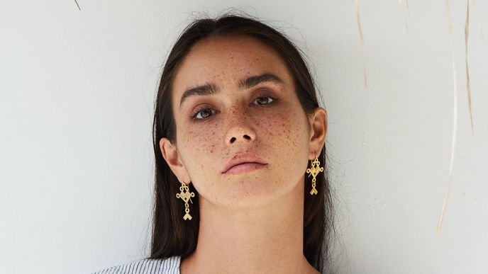 Beauty-Trend Fake Freckles: 5 Methoden zum Sommersprossen schminken