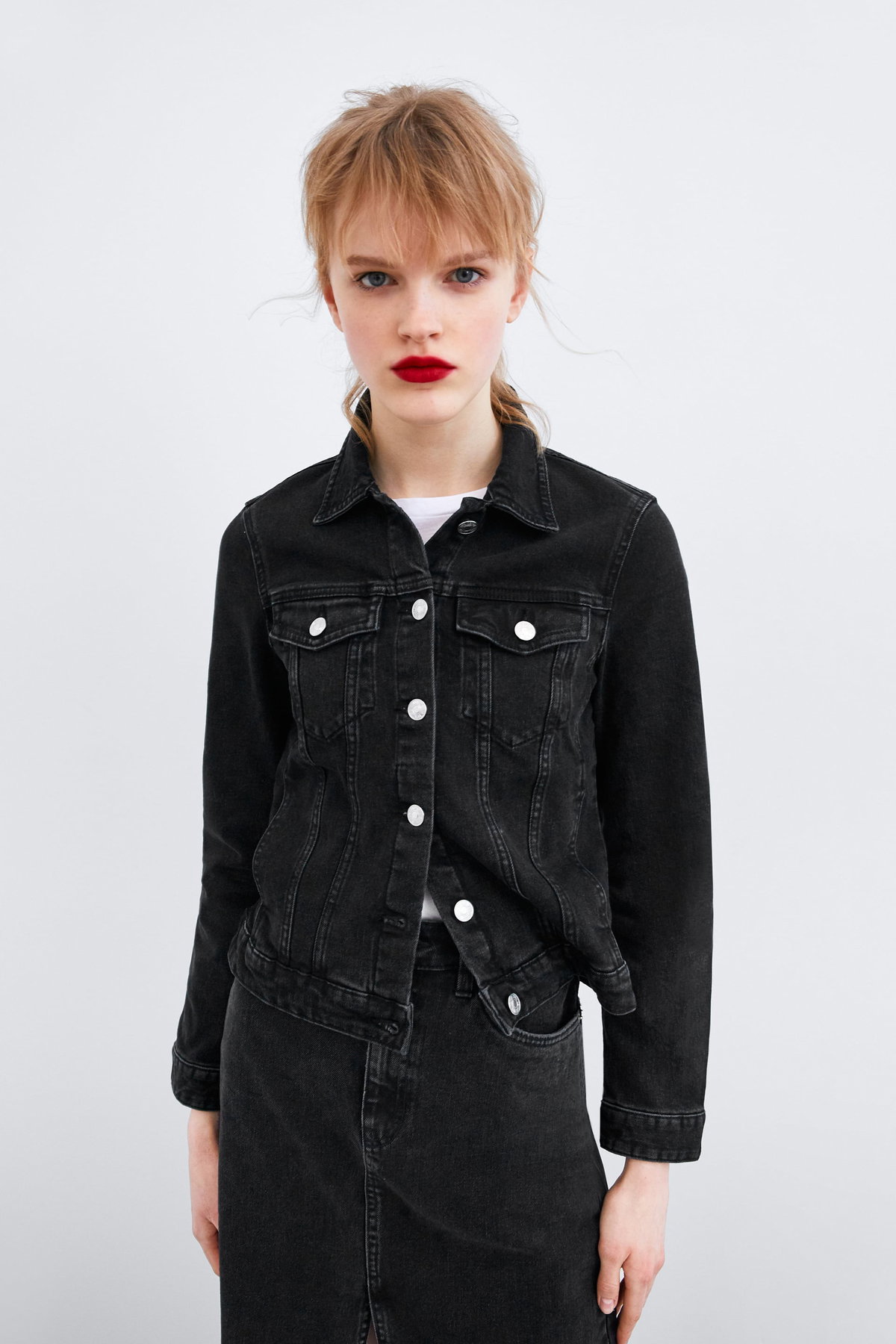 Schwarze Jeansjacke von zara