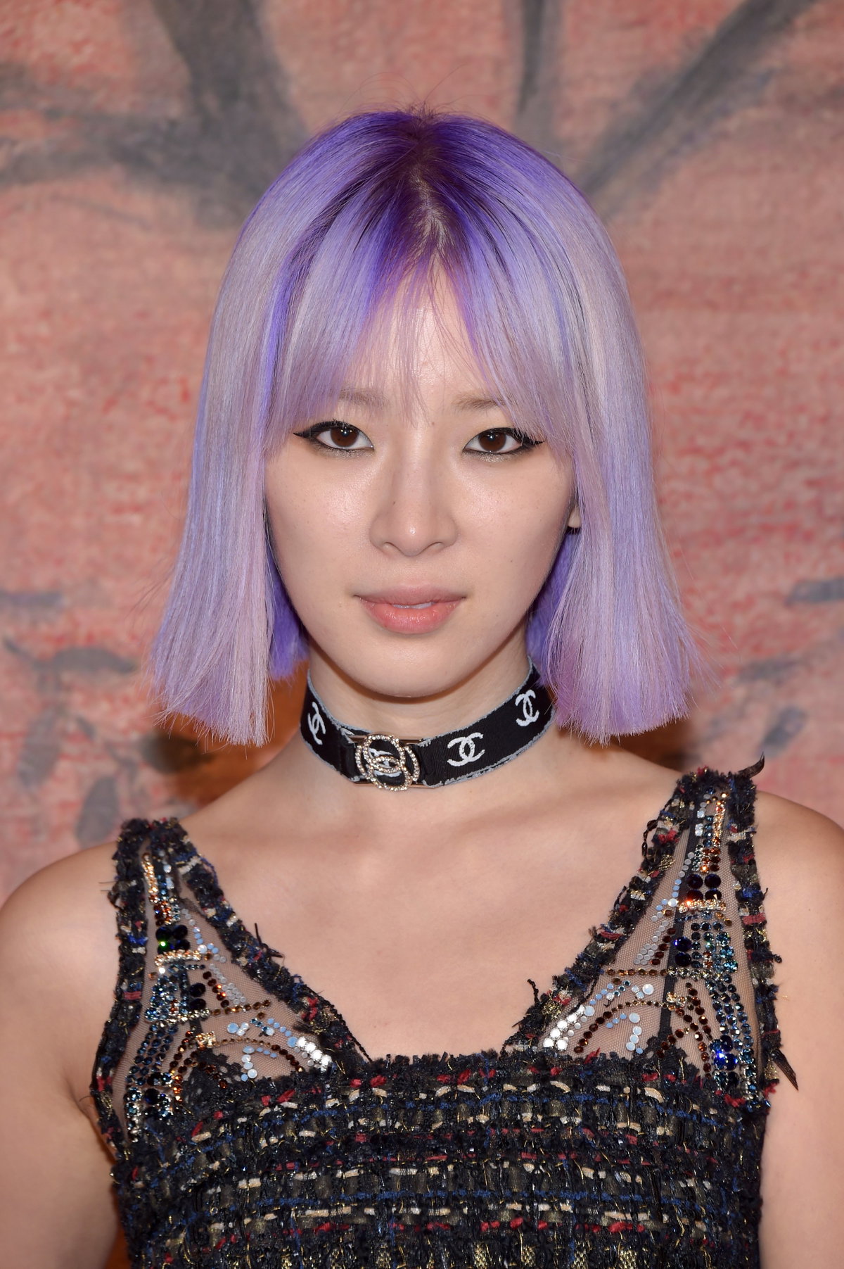 Pastell Lila Haare