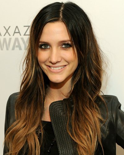 Ashlee Simpson mit Two-Tone-Haaren
