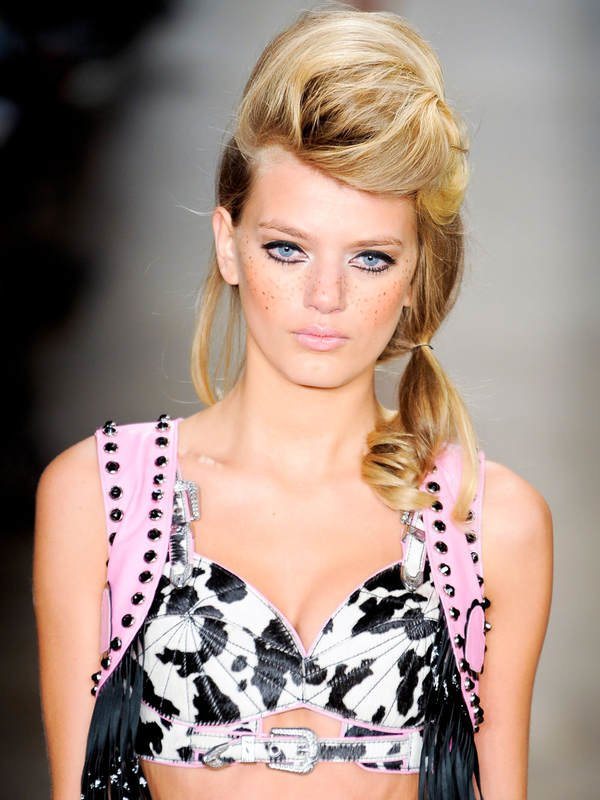 Retro-Frisuren mit Ponytolle