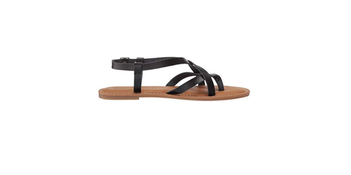 Dieses Modell ist ein Beispiel dafür, dass Riemchensandalen auch lässig sein können – ideal für ein Picknick oder eine Shoppingtour im Sommer. Für nur 17 Euro könnt ihr sie hier nach shoppen.