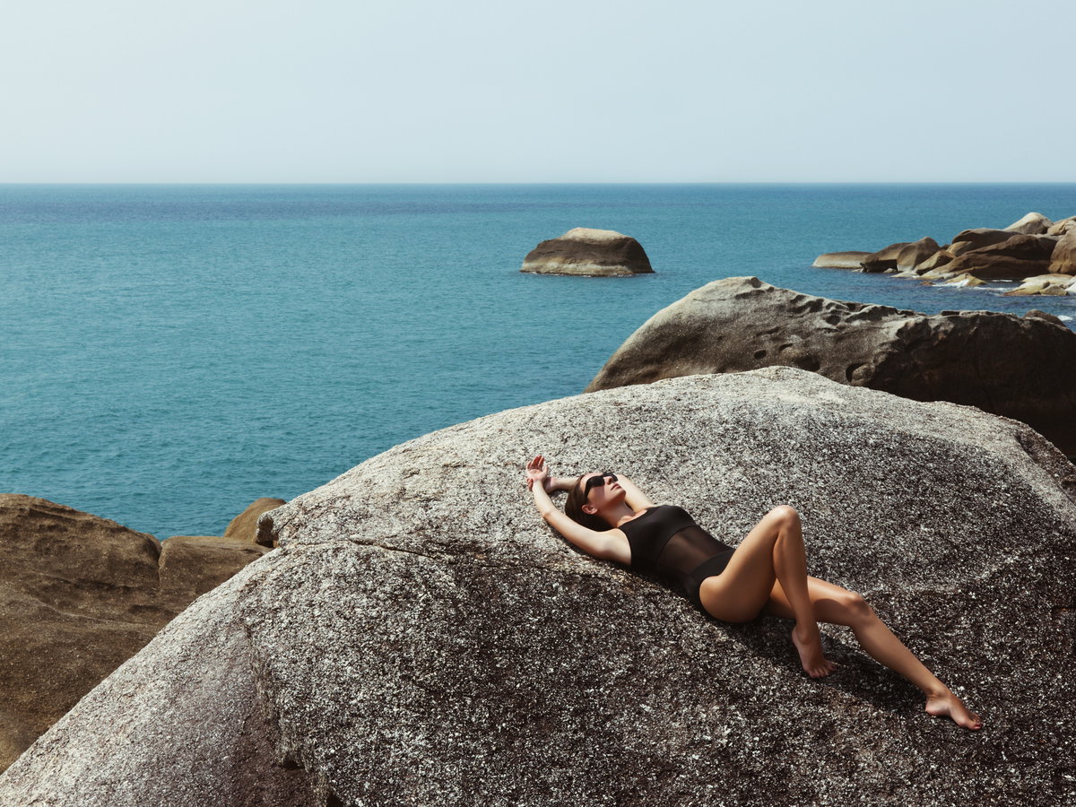 Frau am Meer
