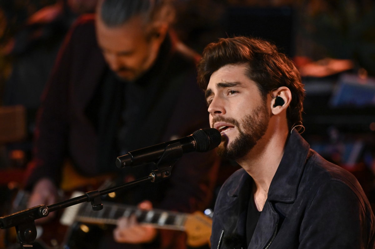 Alvaro Soler singt "Eins mit Dir".