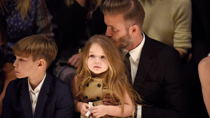 Harper Seven Beckham: So groß ist Victoria Beckhams Tochter inzwischen!