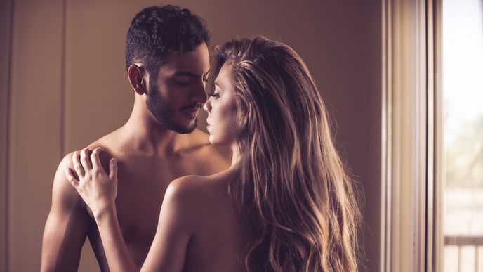 5 Sexstellungen, die trotz Sonnenbrand Spaß machen