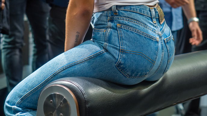 Jeans waschen: Deswegen raten uns Experten davon ab!