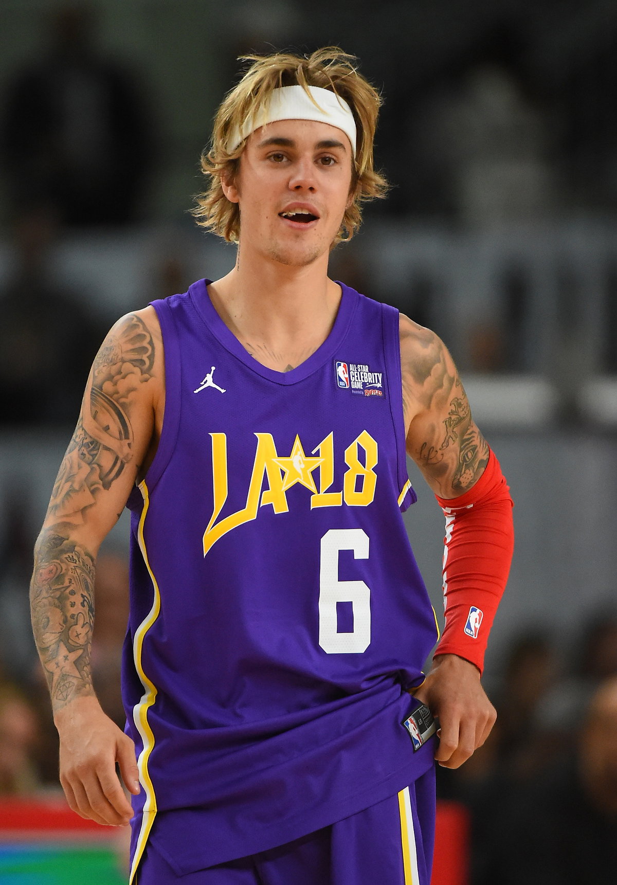 Justin Bieber lange Haare Basketball