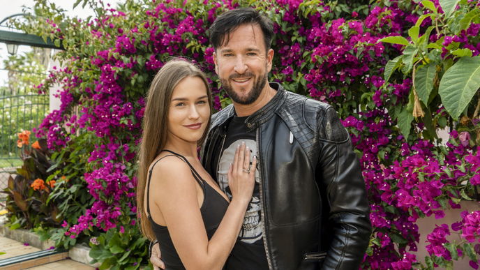 Laura Müller: Michael Wendler bezeichnet sich plötzlich als Single: Details enthüllt!