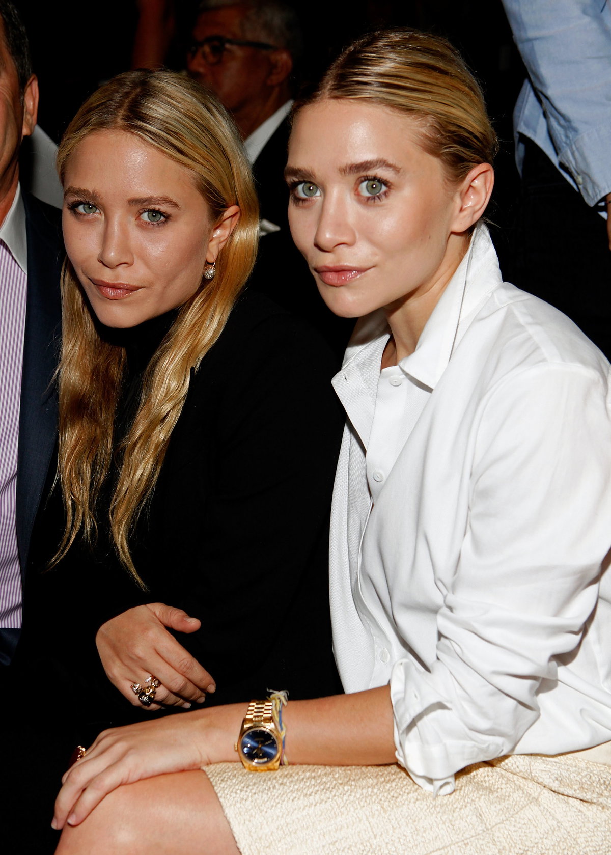 Auf dem Kinderfoto sind Mary-Kate und Ashley Olsen gerade einmal 9 Jahre alt.