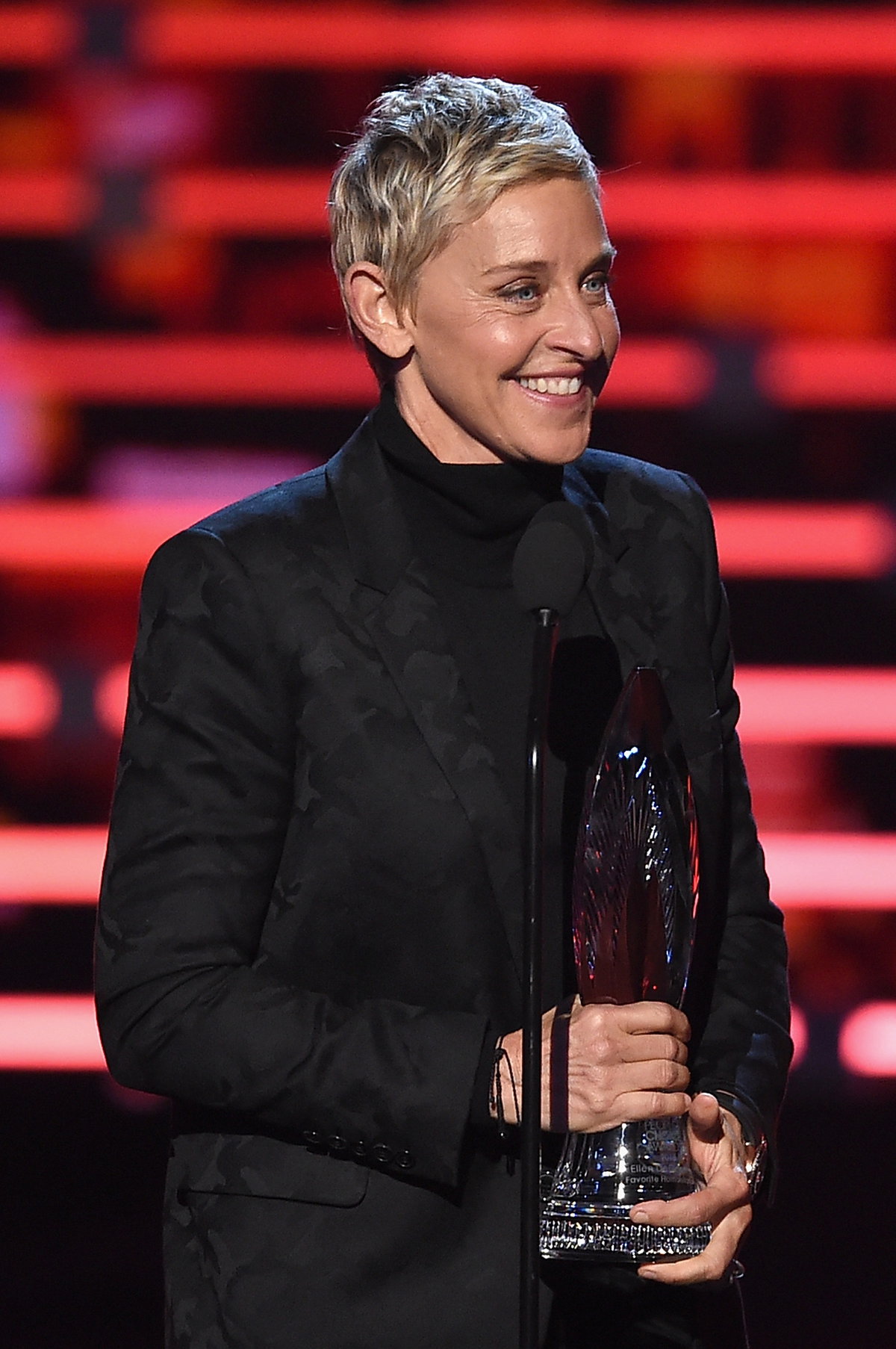 Ellen Degeneres Frisuren ab 50