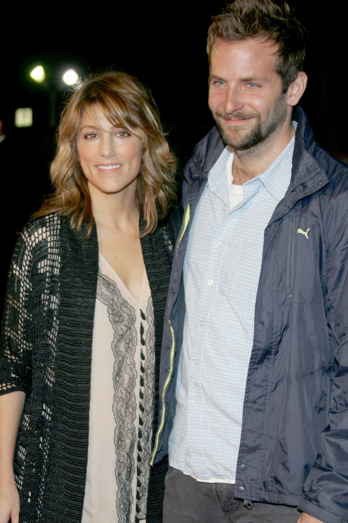Jennifer Esposito und Bradley Cooper
