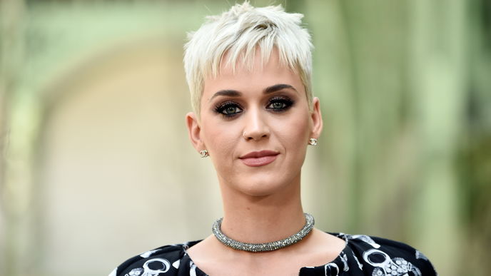 Katy Perry: Männermodel wirft der Sängerin sexuelle Belästigung vor