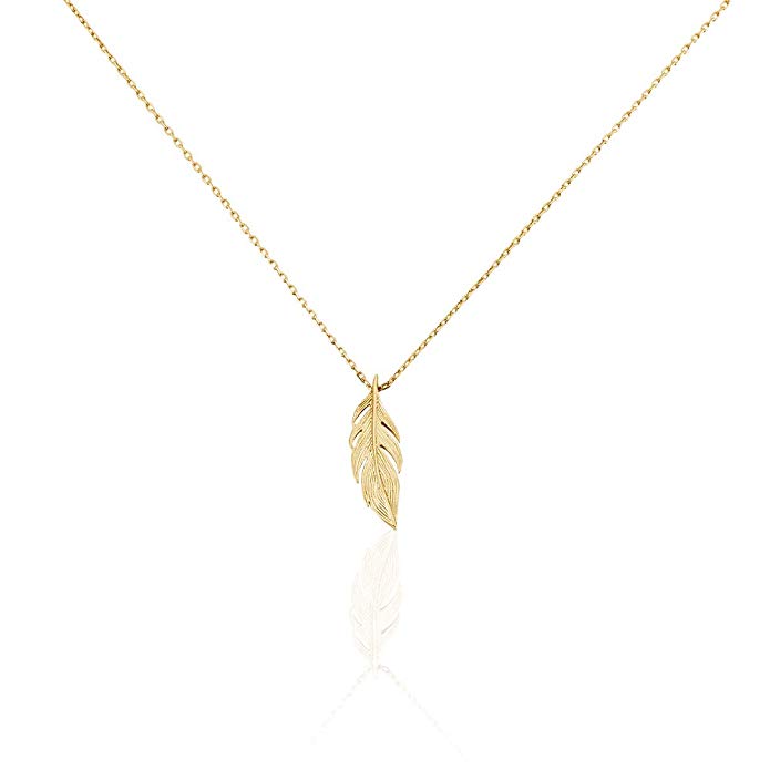 Goldene Kette mit Anhänger