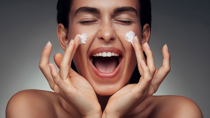 Diese Creme ist ein Dupe für die 160 Euro teure Crème de La Mer