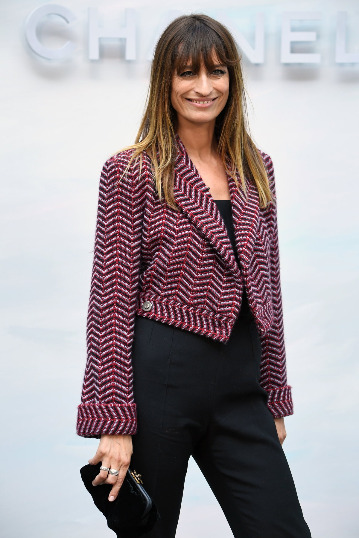 Caroline de Maigret Frisur