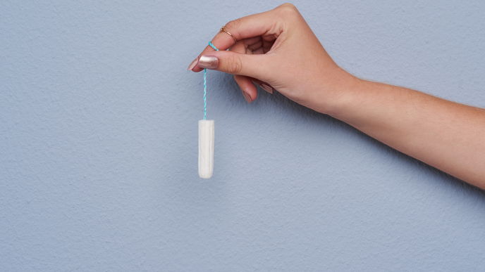 Tampon vergessen: Das kann passieren, wenn du den Tampon zu lange drin lässt 