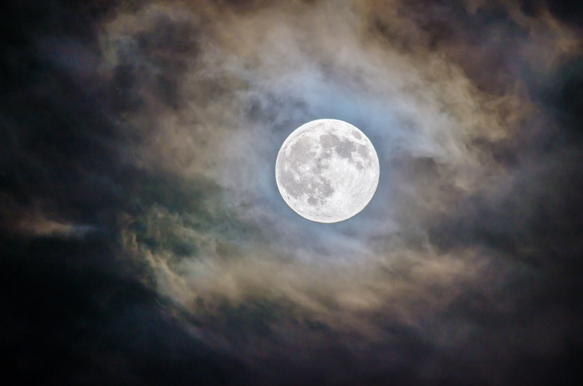 Schlafen bei Vollmond