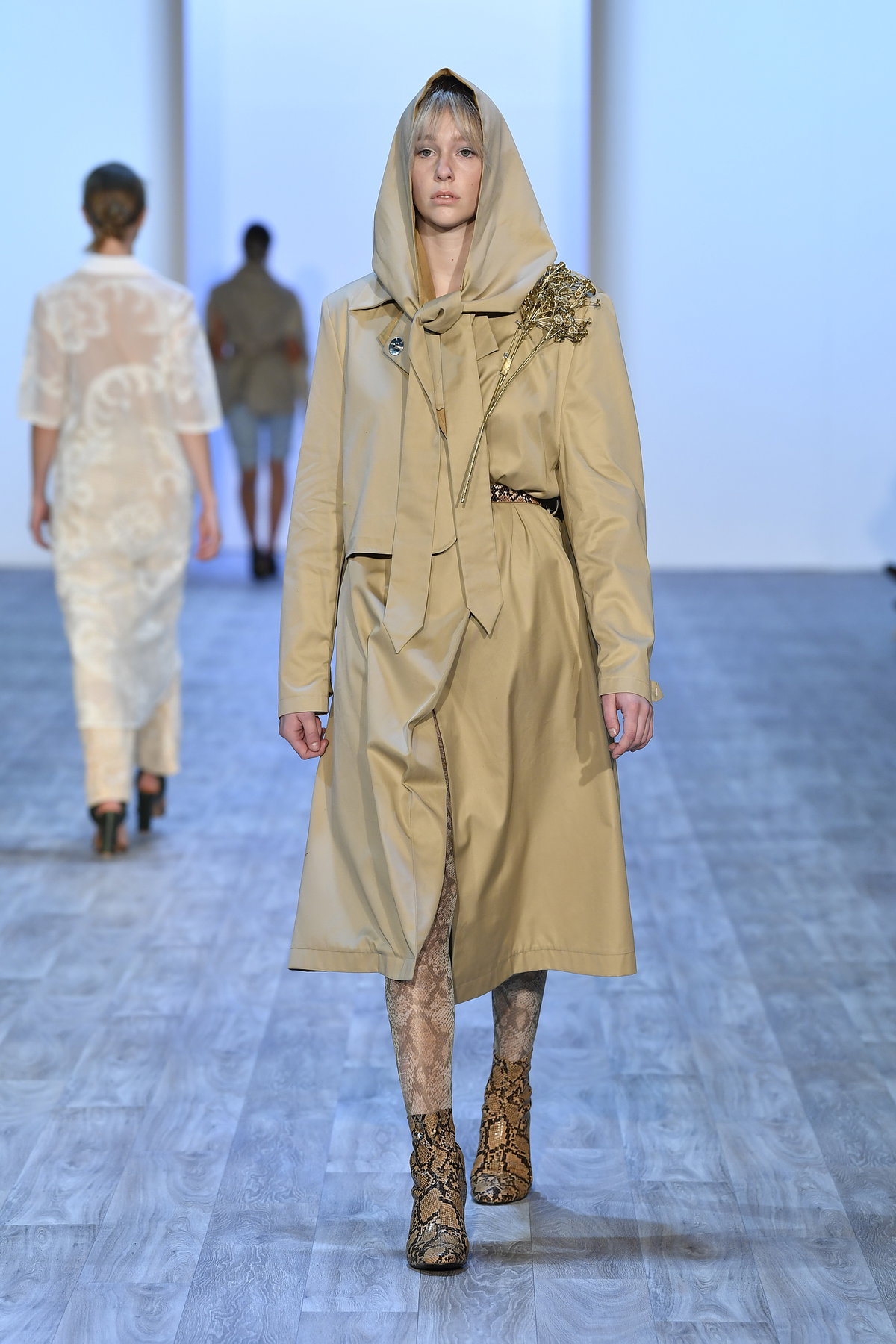 mantel beige