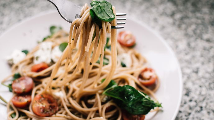 Lunch-Fehler: Gewichtszunahme durch schlechte Essgewohnheiten beim Mittagessen
