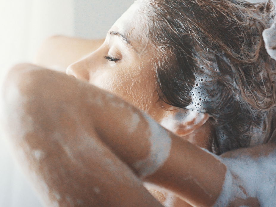 Shampoo mit Salicylsäure gegen fettiges Haar