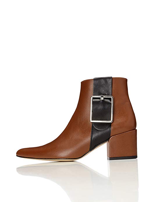 Stiefelette mit Lederschnalle