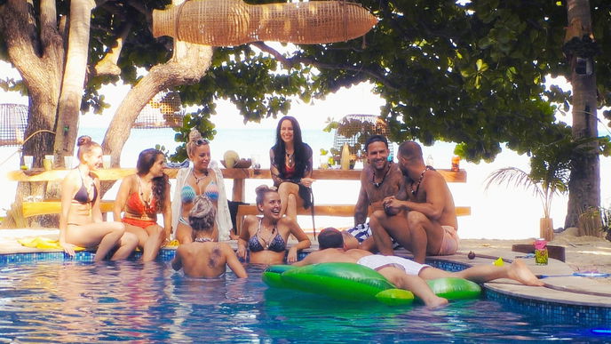 "Bachelor in Paradise": Die witzigsten Tweets und dümmsten Kommentare zur ersten Folge