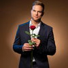 „Der Bachelor“: Ist er der neue Rosenkavalier?