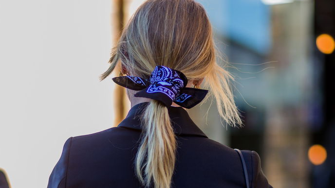 Frisuren mit Haarband: Das beste Accessoire für jeden Haartyp!