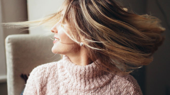 Diese 5 Frisuren sind besonders schädlich für eure Haare!