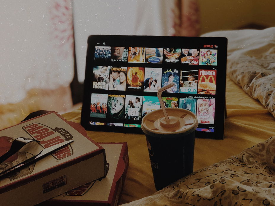 iPad und Essen im Bett