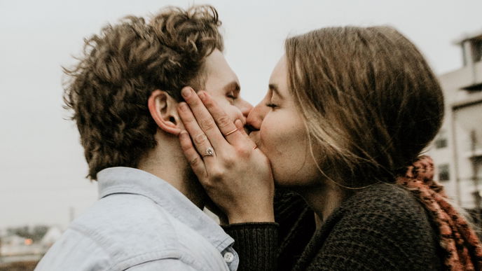 Liebe Horoskop 2020: Diese Sternzeichen verlieben sich in ihren Seelenverwandten