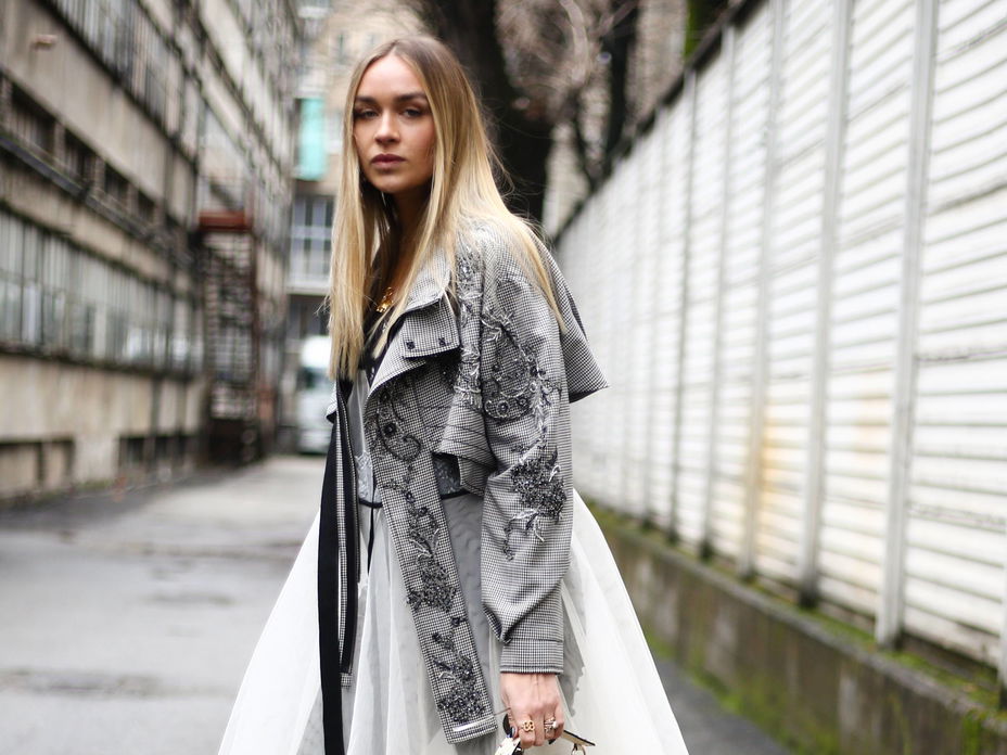 nina suess blonde haare frisur