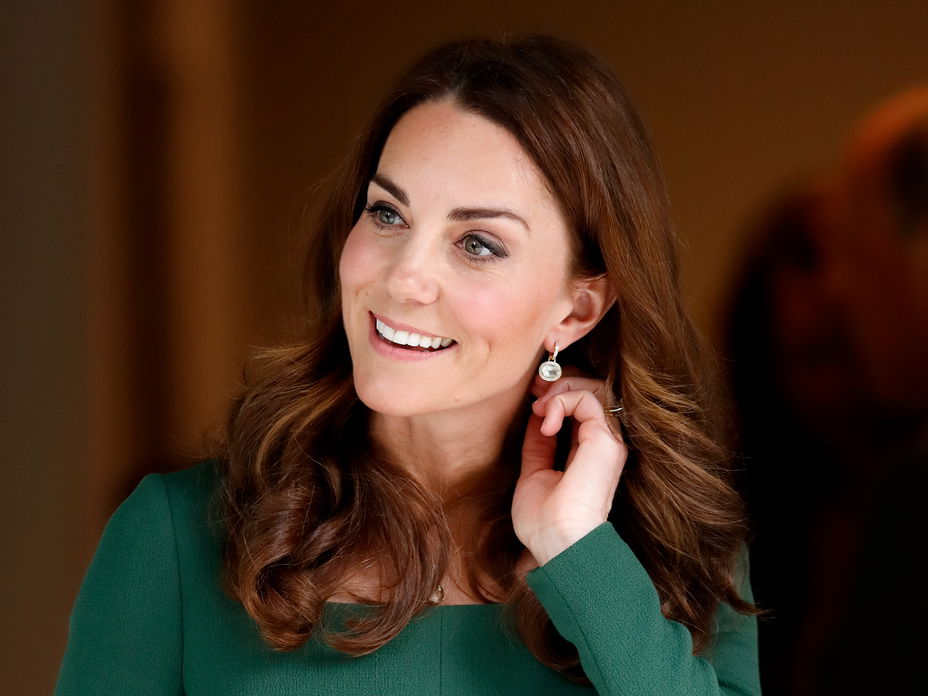 kate middleton herzogin mit ohrringen