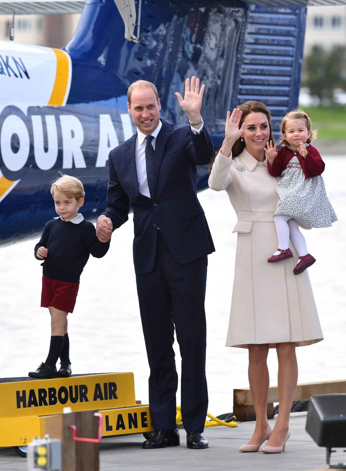 Royals Kate und William mit Kindern