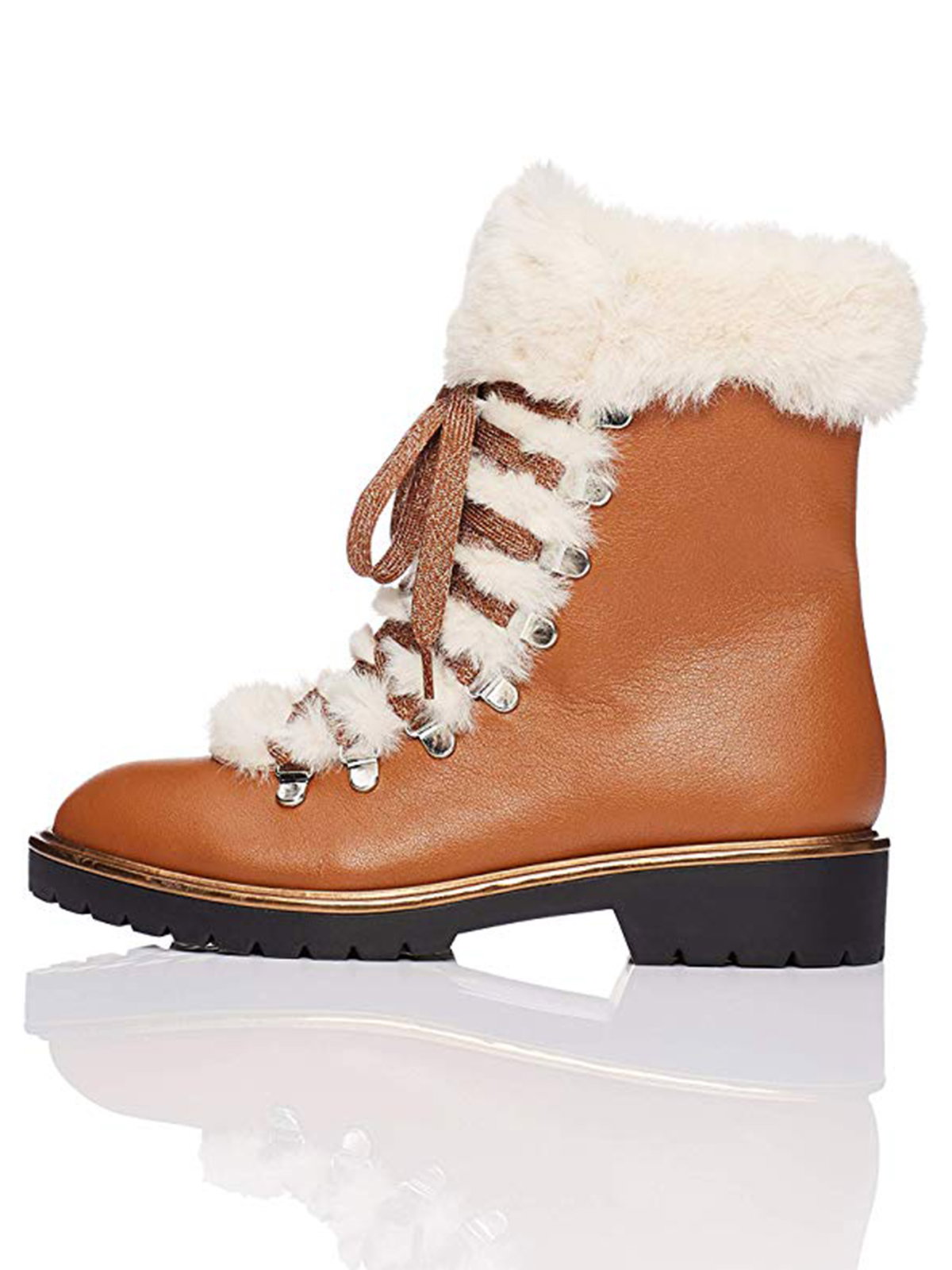 Winter Outfits: Hiking Boots von Find