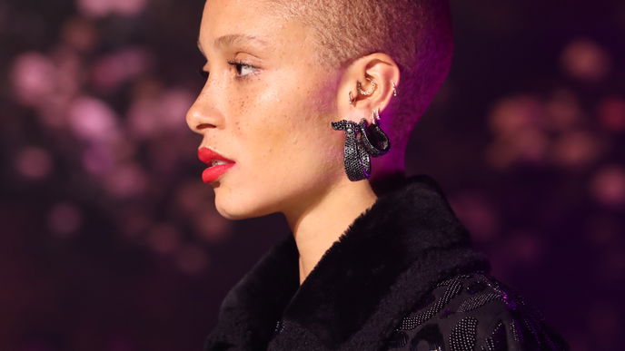 Daith Piercing: Dieses Ohr-Piercing lieben Stars wie Kylie Jenner und Adwoa Aboah
