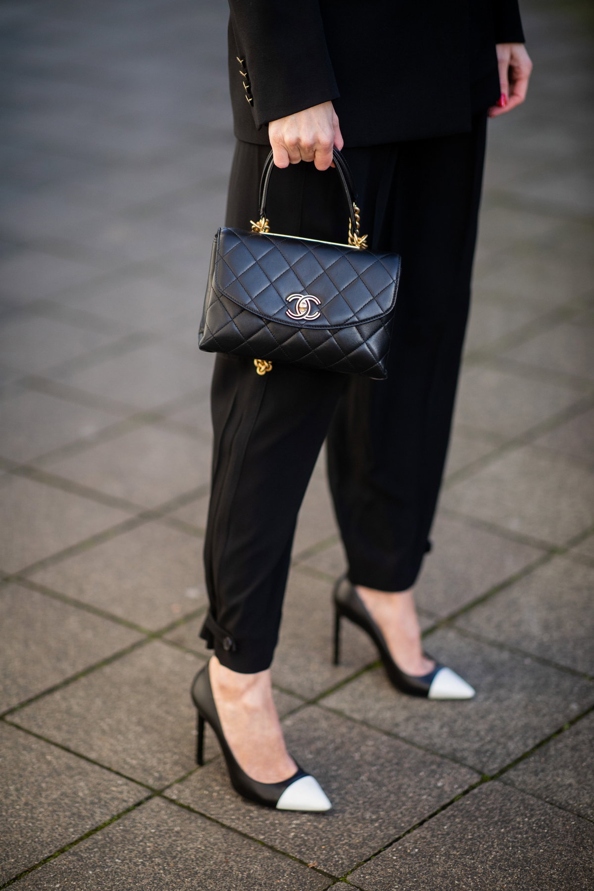 frau auf high heels