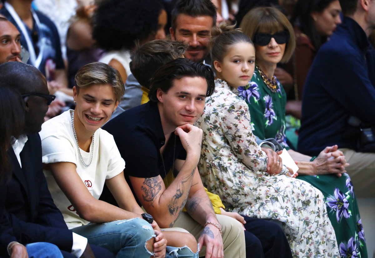 harper seven beckham fashion show anna wintour