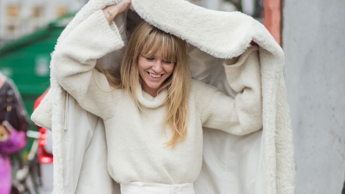 Kennt ihr schon den neuen Haarfarbentrend "Mushroom-Blonde"?