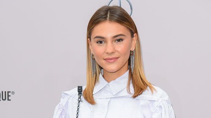 Stefanie Giesinger mit neuer Frisur auf der Berlin Fashion Week