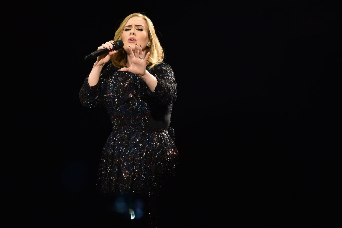 adele schlank stimme
