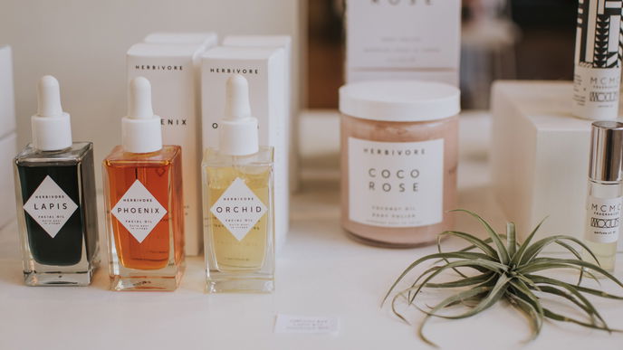 Lieblinge der Redaktion: Diese Beauty-Produkte kaufen wir uns immer wieder nach!
