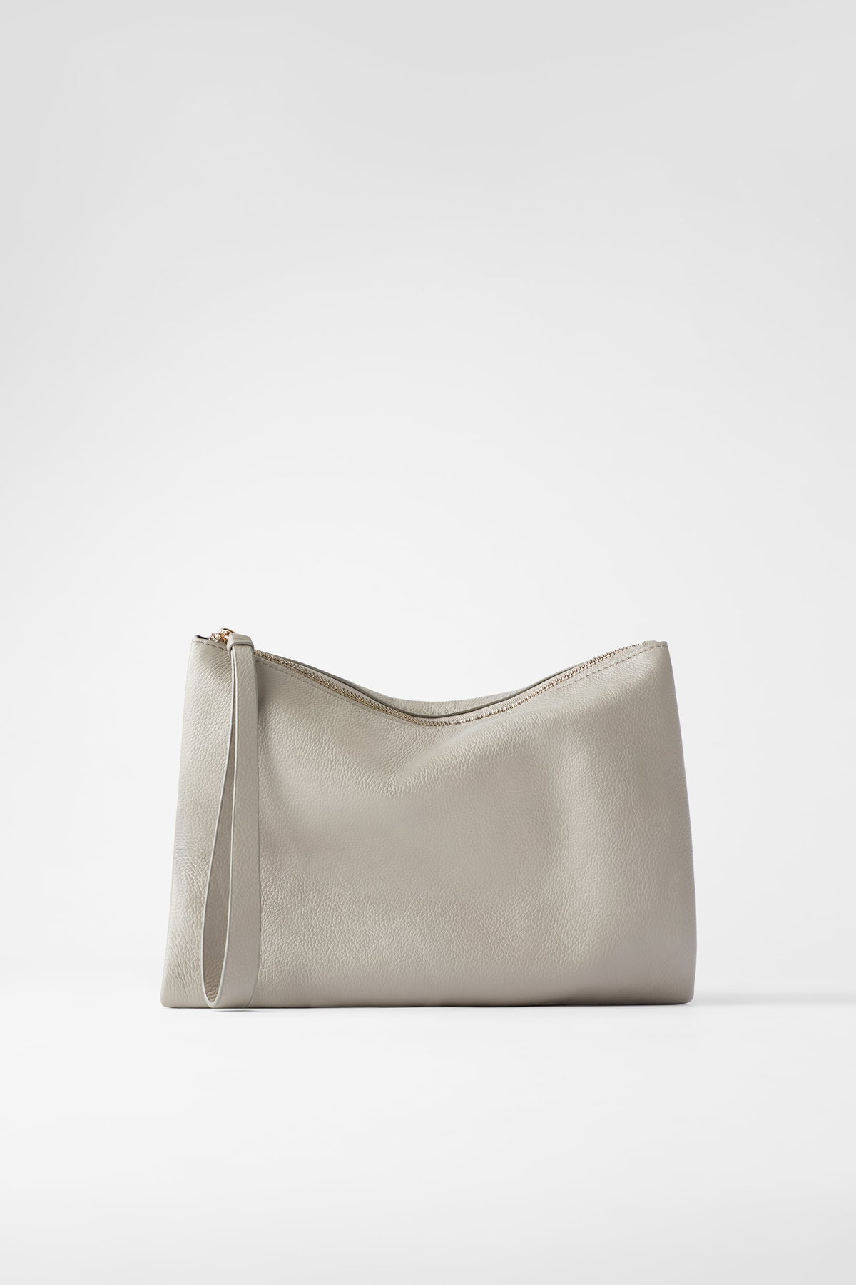 CLUTCH AUS LEDER ZUM PERSONALISIEREN