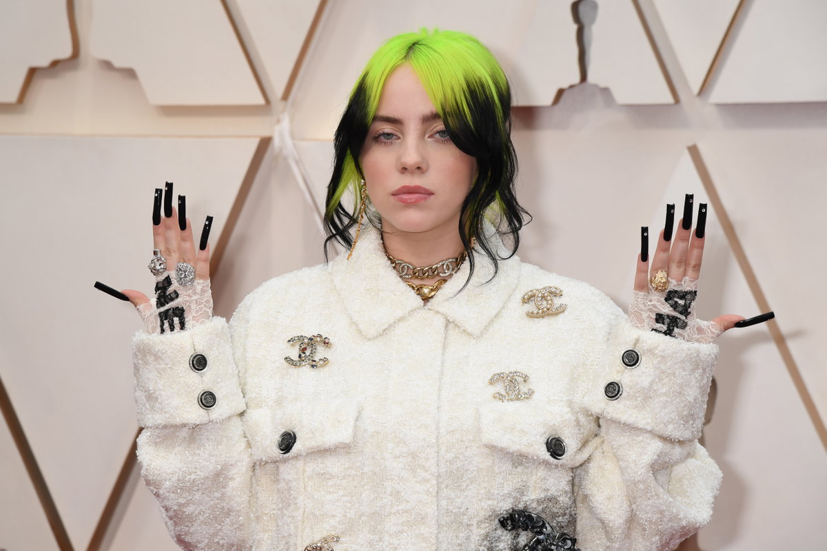 billie eilish kostüm chanel