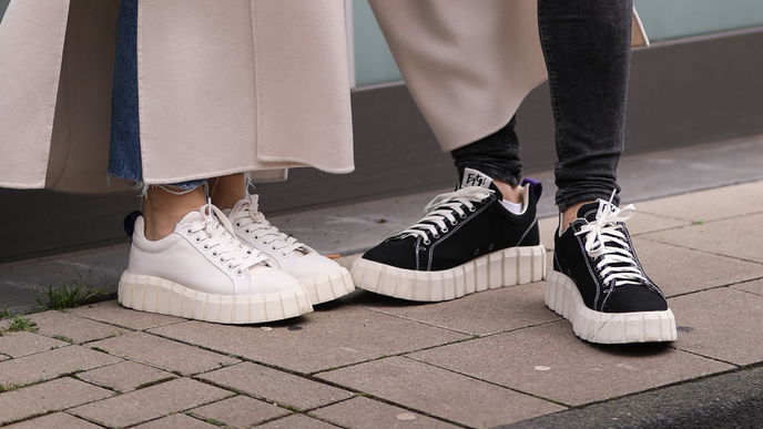 Schuhtrend 2021: Diese beliebten Sneaker feiern im Frühling ihr Comeback