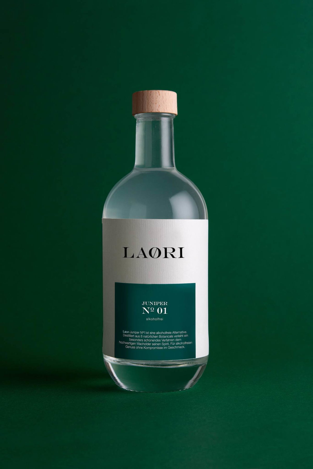 Laori alkoholfreier Gin Flasche