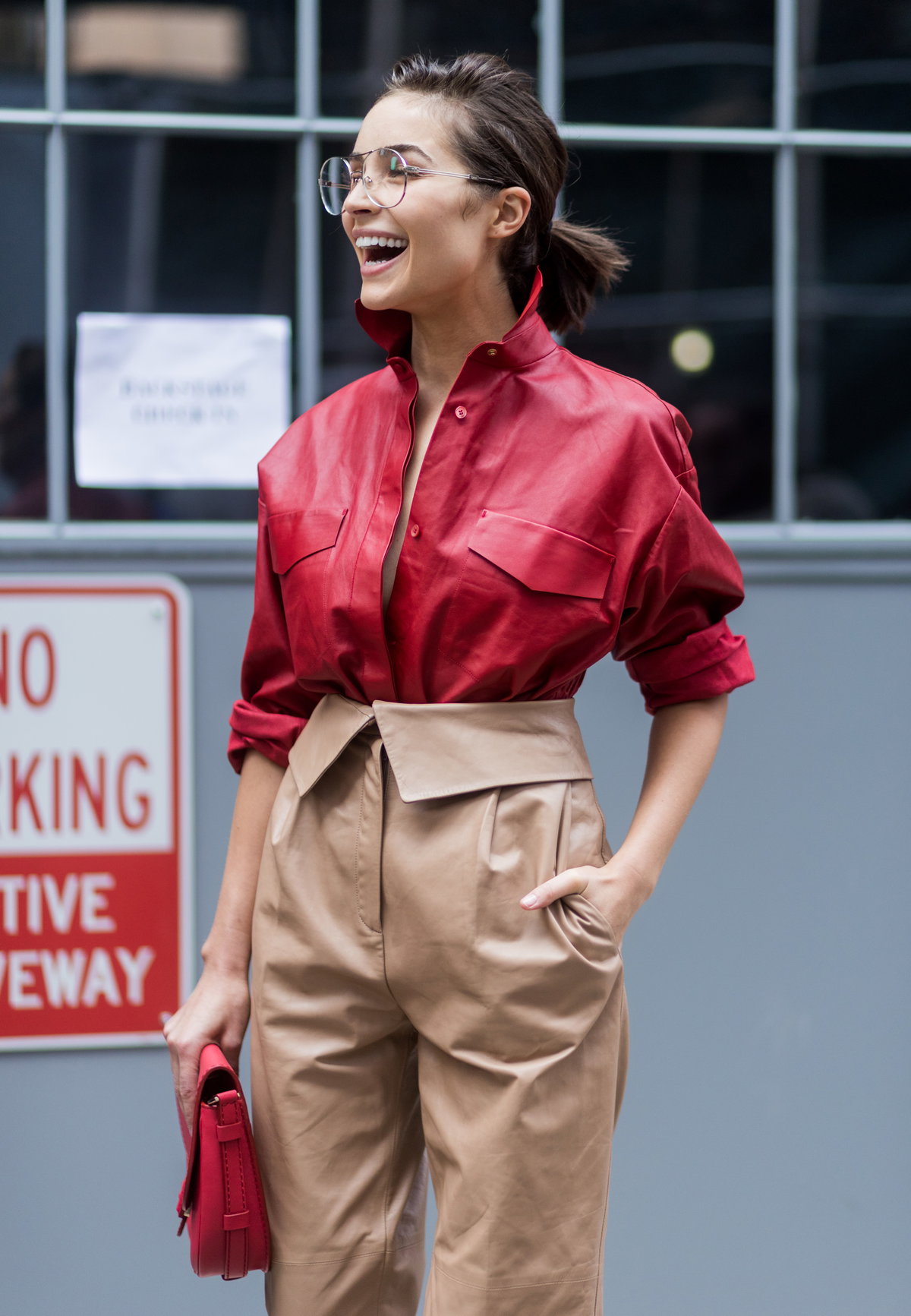 Olivia Culpo Influencerin mit Brille