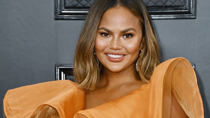 Deswegen entfernte Chrissy Teigen ihre Brustimplantate