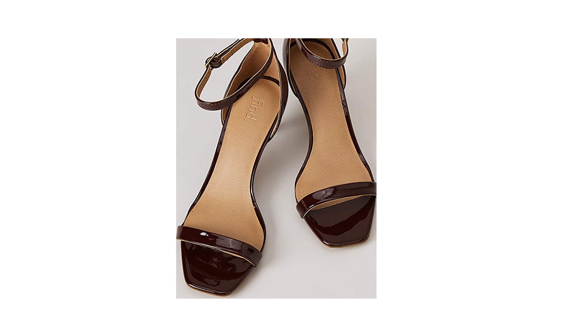 Sandalen mit Riemchen